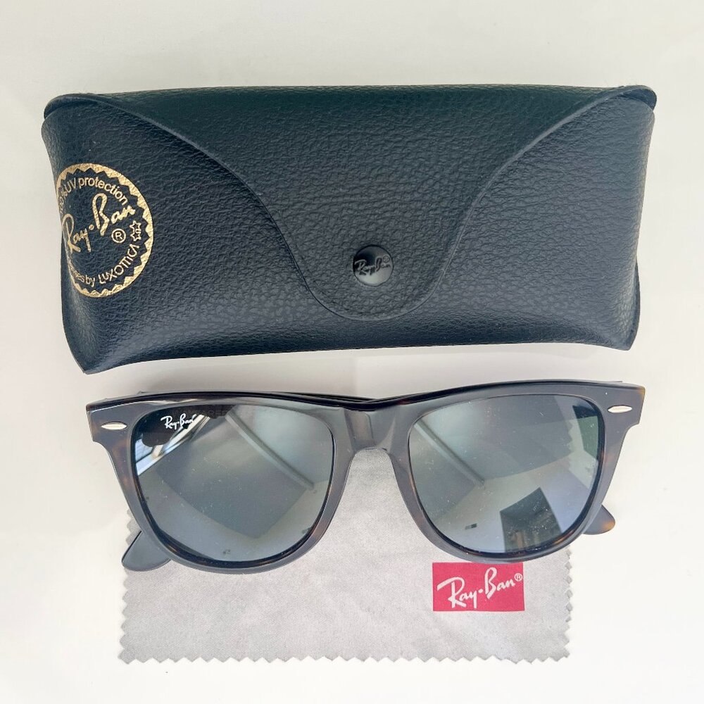 Ray-Ban WayFarer sunglasses - Brown Tortoise Frame, 54mm lens